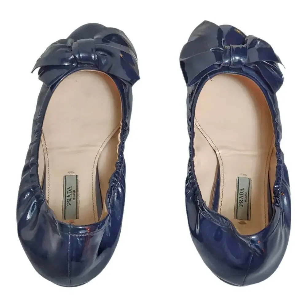 PRADA Navy Ballet Flats US Size 8.5 Patent Leather EU Size 35.5 Preppy Bows